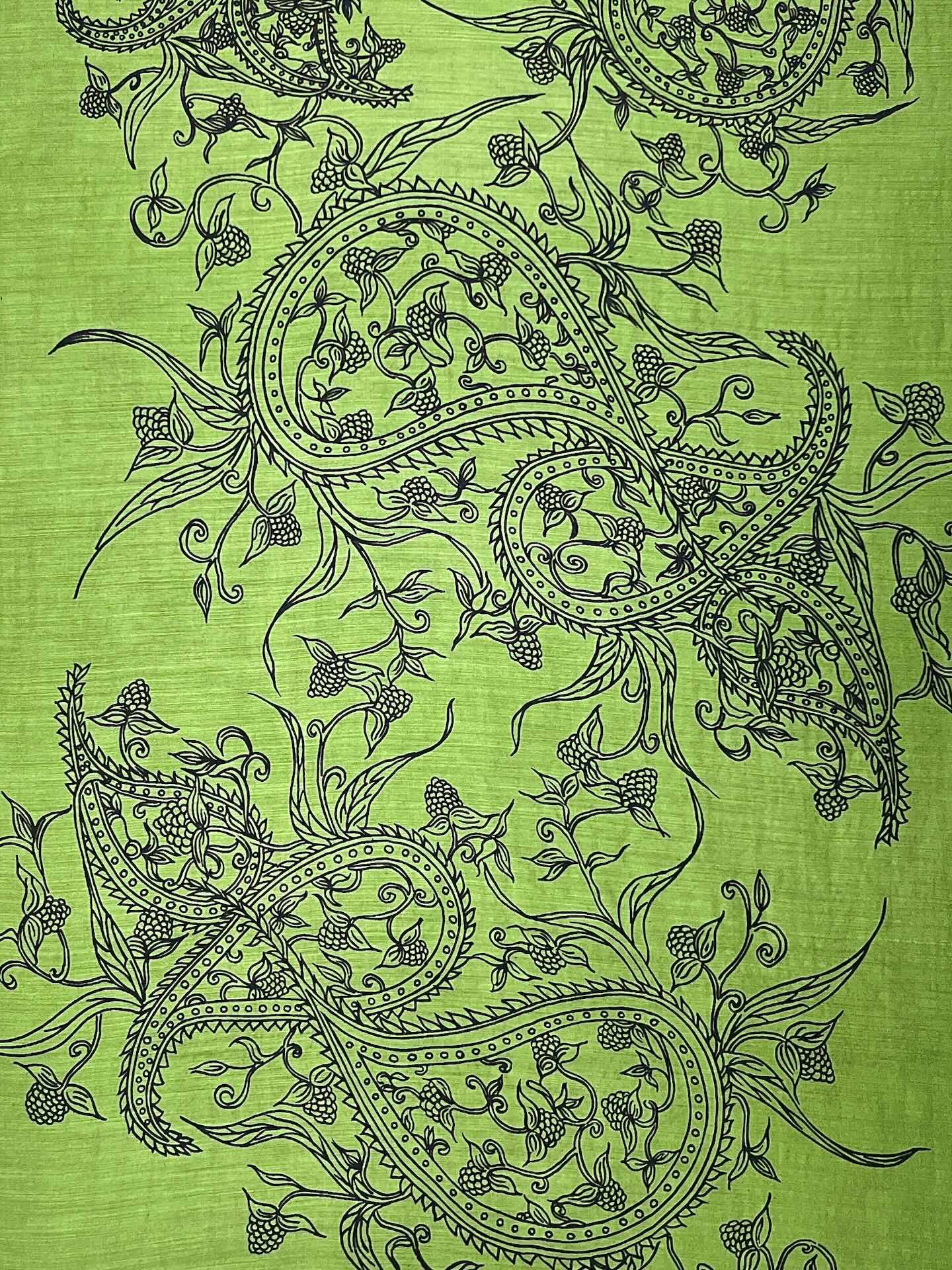 #color_olivegreen / black